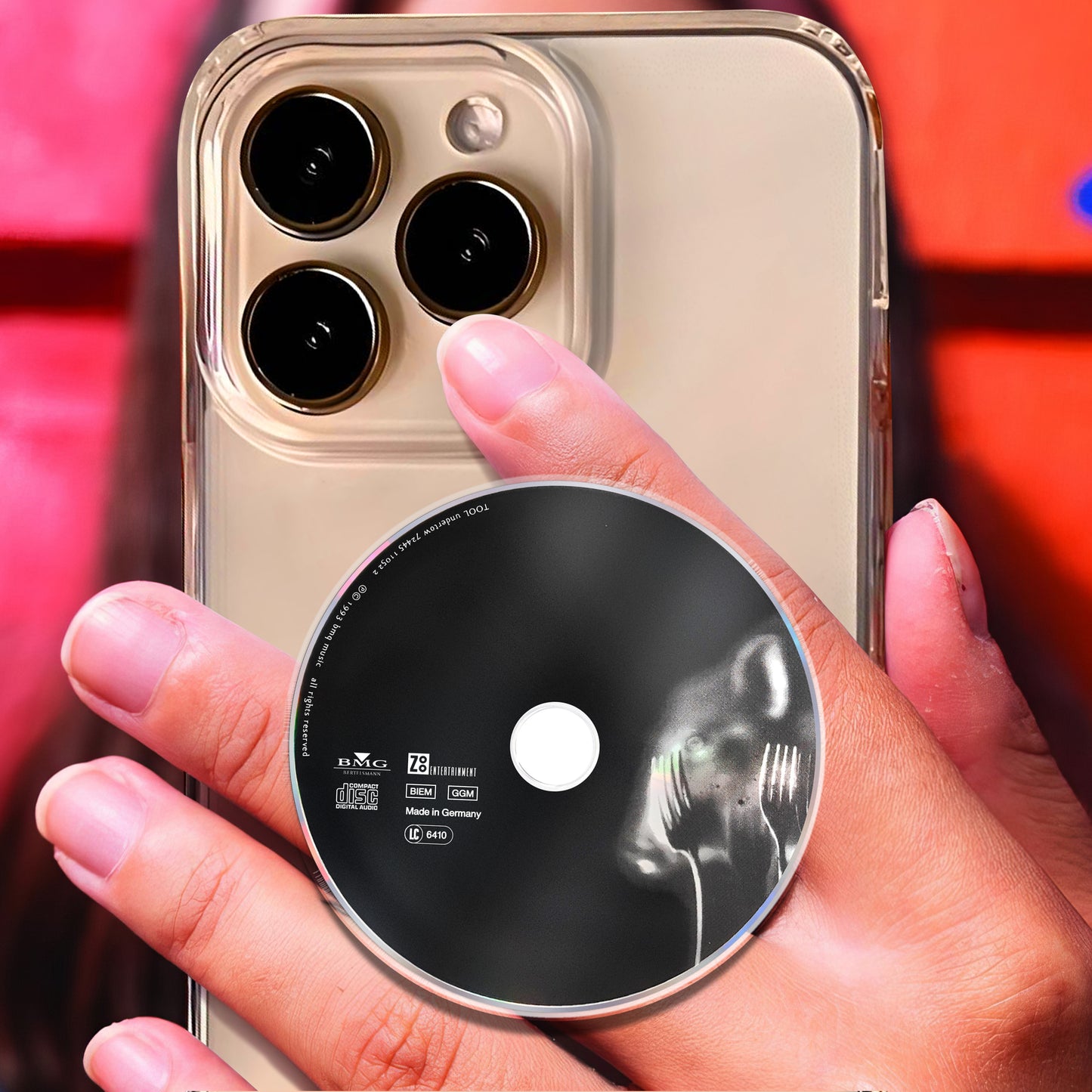 Undertow CD Magnetic Phone Grip - Tool