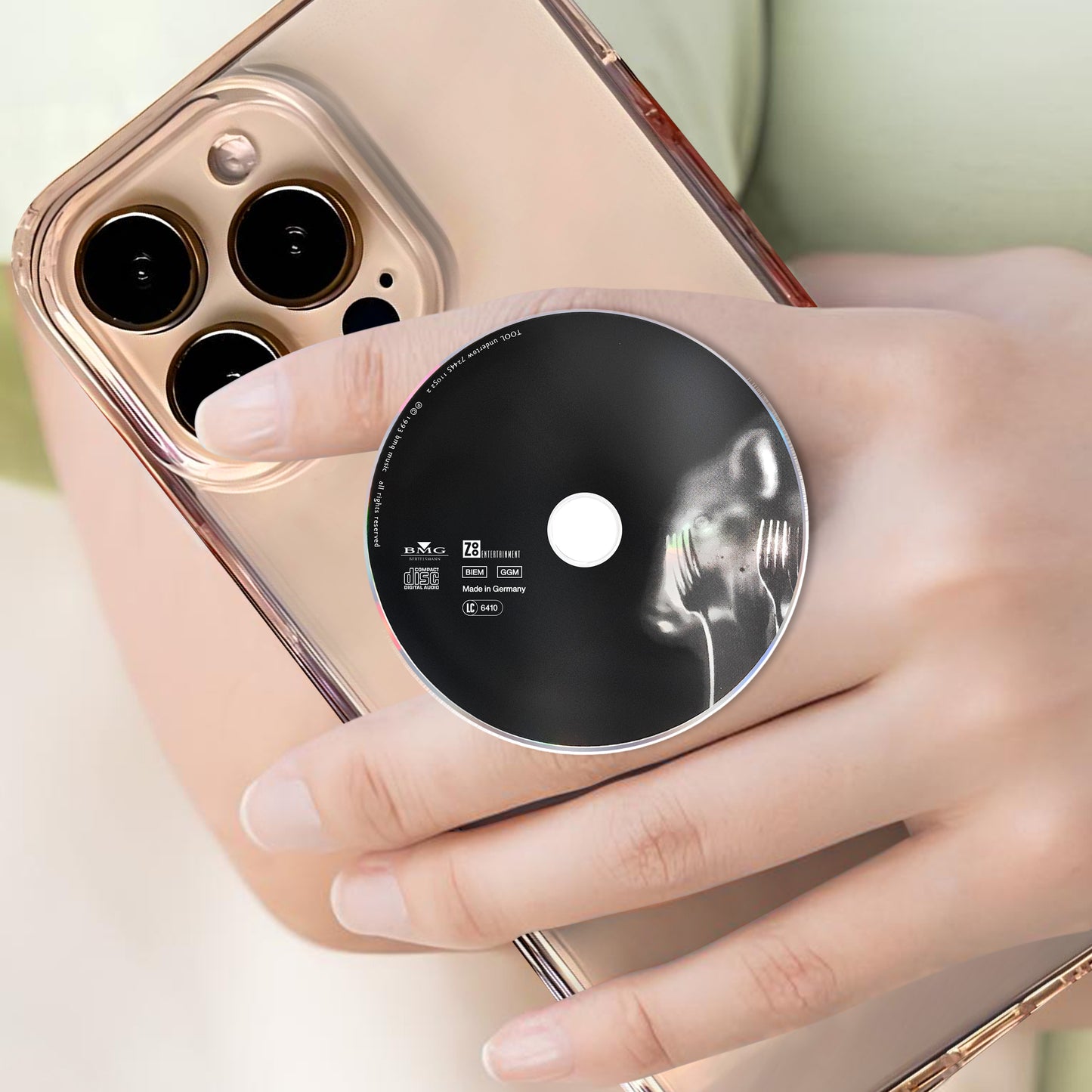 Undertow CD Magnetic Phone Grip - Tool
